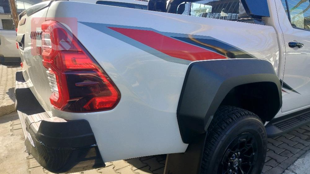 تويوتا هايلوكس